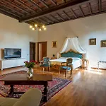בית הארחה Castello Quattro Torri