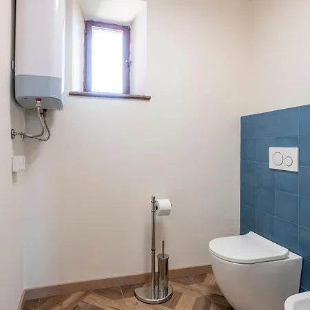 Castello Quattro Torri بيت ضيافة Arignano