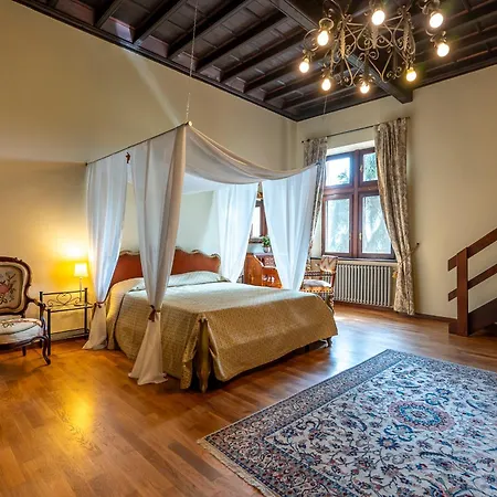 Castello Quattro Torri Arignano