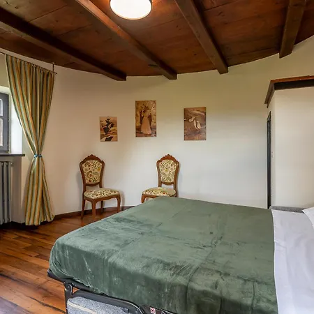 Maison d'hôtes Castello Quattro Torri Arignano