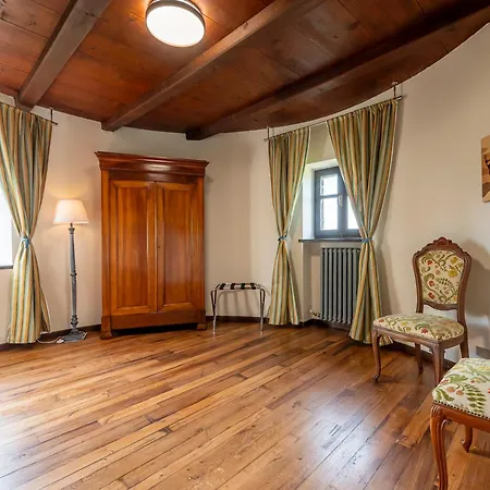 Maison d'hôtes Castello Quattro Torri Arignano