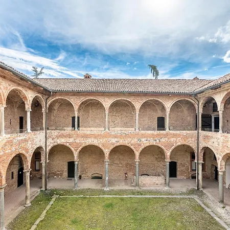 Castello Quattro Torri بيت ضيافة Arignano
