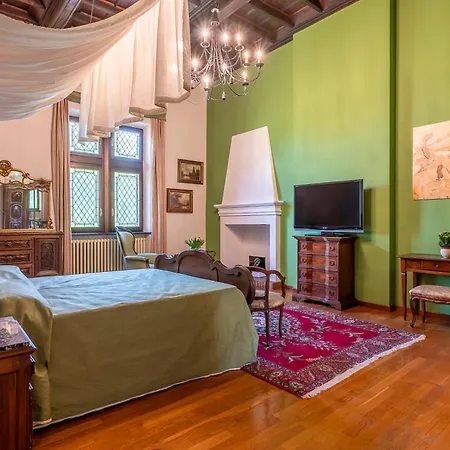 Castello Quattro Torri