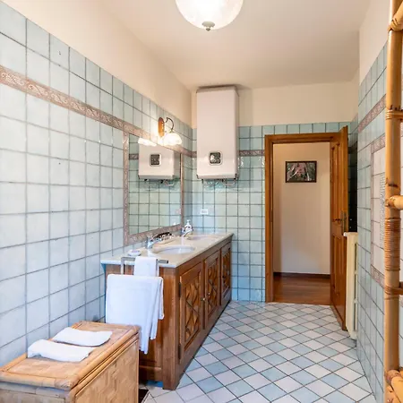 Castello Quattro Torri Guest house *