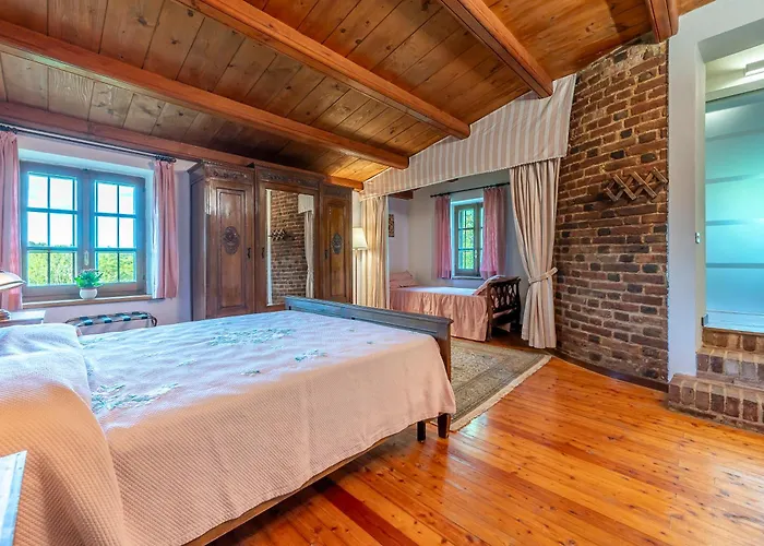 Castello Quattro Torri